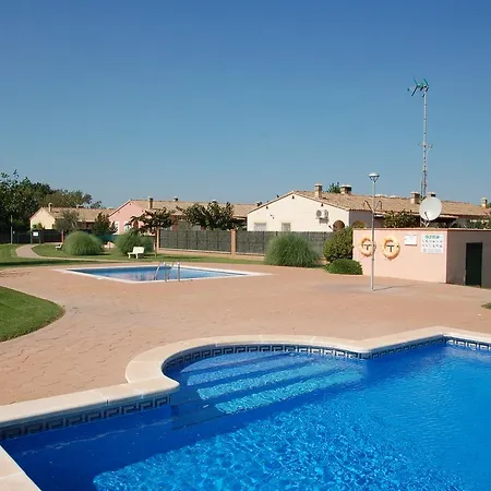 Daro 2d 125 Mas Pinell Holiday home *